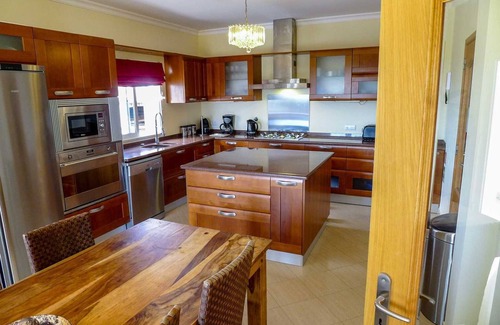 Conceicao Villa | Villa Flora Martins, 4 bedrooms, pool and fantastic view