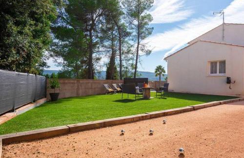 Sainte-Anastasie-sur-Issole House | Villa spacieuse au calme