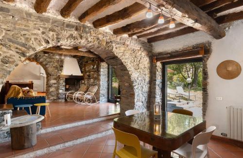 Rezzo House | Villa Franca Nature Holidays