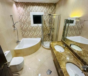 Madinat Zayed House | Villa Fully Furnished Luxury Private Master Room Ensuite Huge Space Deluxe