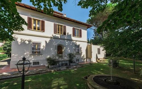 Calenzano Villa | Villa Galli