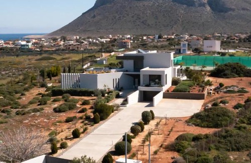 Stavros Villa | Villa Gardenia, villa de luxe avec piscine à débordement
