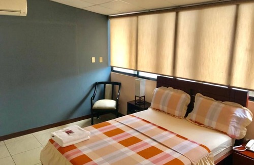 Garzota Bed & Breakfast | Villa Garza Inn