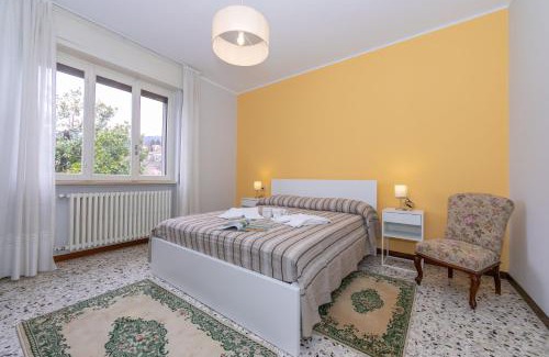 Gemonio Villa | Villa Giulietta Private Pool - Happy Rentals