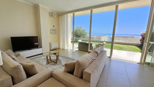 Jala Apartment | Villa Harmony Green Coast, Palase