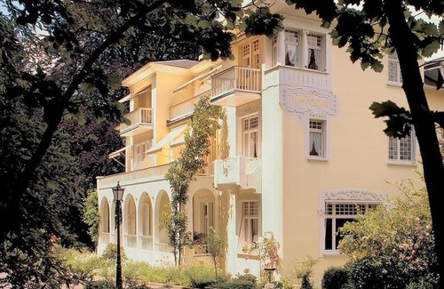 Badenweiler Apartment | Villa Hedwig