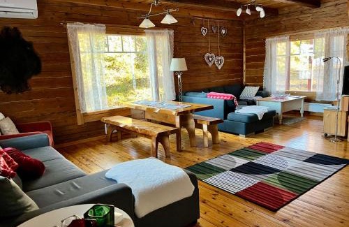 Sulkava Villa | Villa Huvikalliola, LaatuLomat