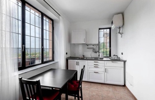 Montecalvo Versiggia Apartment | Villa I Due Padroni, two Apartment House - Apartment Cantinetta
