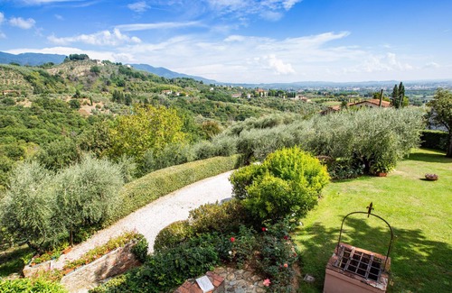 San Michele di Moriano Villa | Villa Il Colle di Moriano 8, Emma Villas