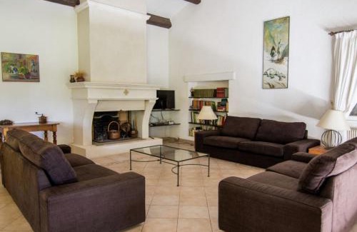 Campagnan Villa | Villa in Campagnan with Pool and Vineyard Views