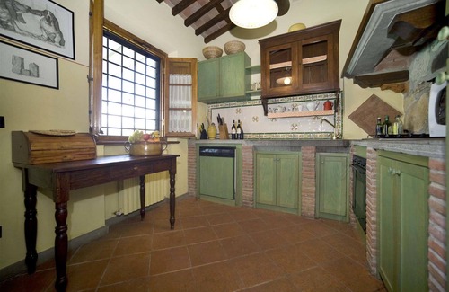 SantʼAndrea di Compito Villa | Villa in Colle Di Compito with 3 bedrooms sleeps 8