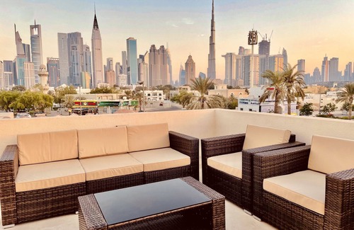 Al Satwa Villa | Villa in downtown - sky view