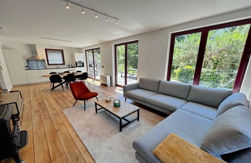 Barvaux House | Villa in Durbuy with Jacuzzi & Golf Access