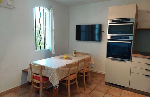 Rayol-Canadel-sur-Mer Villa | Villa in family property, with trees