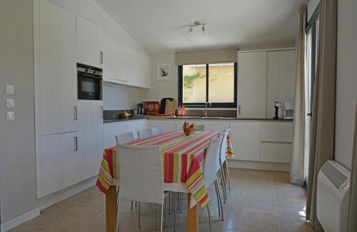 Malaucene Villa | Villa in Malaucène near Mount Ventoux