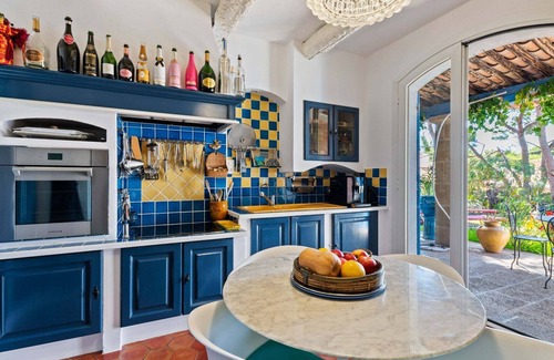 Martigues Villa | Villa in Martigues near Mediterranean Beach