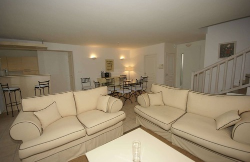 Pont-de-Larn Villa | Villa in Mazamet with Private Pool