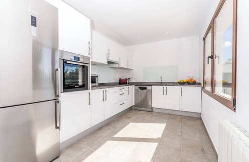 Moravit Villa | Villa in Moraira, Casa Lujo, 4 bed, sleeps 8, A/C, WIFI, heated pool (optional)