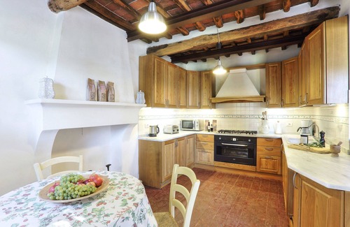Lucca Villa | Villa in Mutigliano with 5 bedrooms sleeps 10