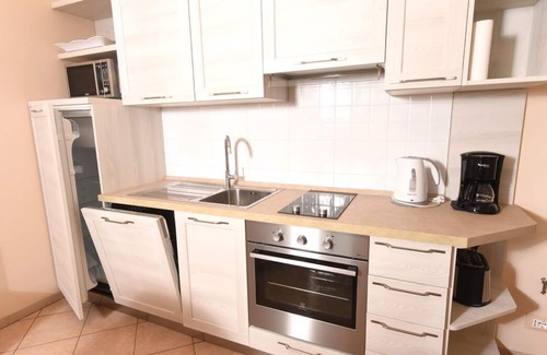 Toscolano Maderno Villa | Villa in the countryside with 2 apartments, private swimming pool, party room and lake view