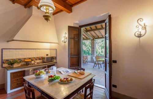 Vicchio Villa | Villa in Vicchio with 10 bedrooms sleeps 20