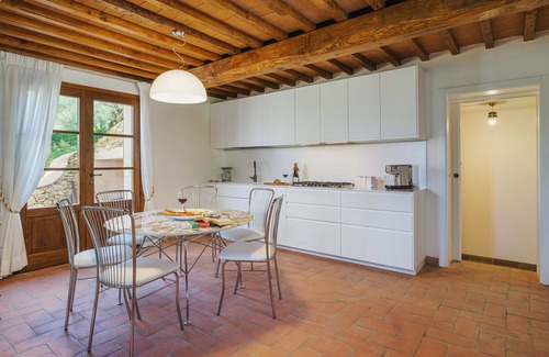 Vicopisano Villa | Villa/Independent home in Vicopisano with 2 bedrooms sleeps 6