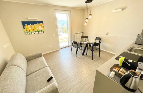 Ocenelli Villa | villa ipnotica - panoramic views plus exquisite pool - sleeps 7 - very stylish
