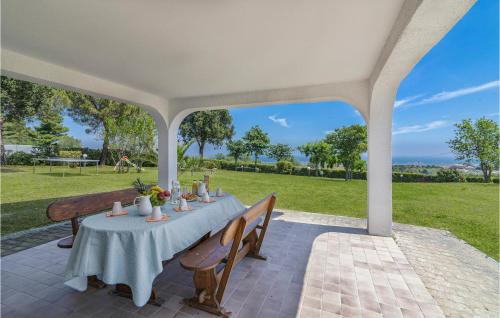 San Costanzo House | Villa James