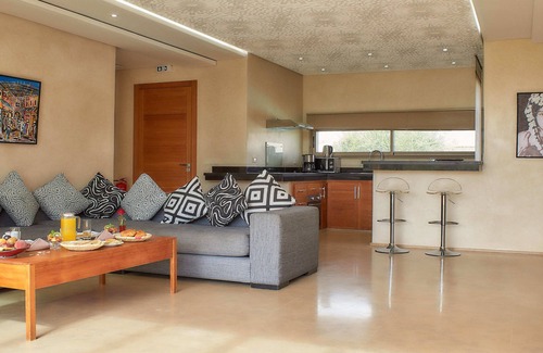 Tassoultante House | Villa Jardins d'Isa