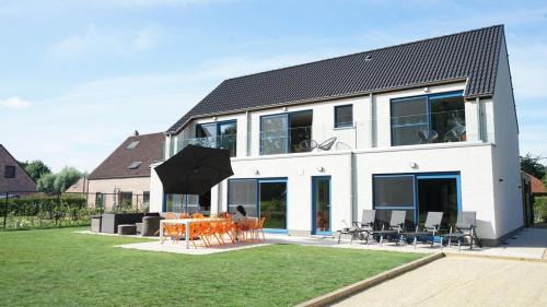 Flobecq Villa | Villa Jeanne Dusschaut
