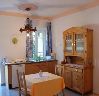 Klosterneuburg House | Villa Kreuthhof Appartements