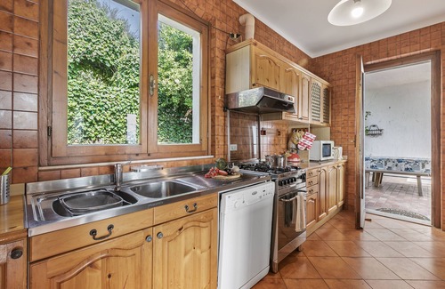 Pulciano Villa | Villa La Quercia Hilly Area Lake View, Toscolano Maderno, Italy