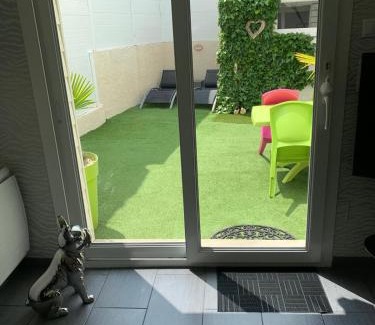 Dieppe House | Villa la Vie, Maison entière pour 4 personnes, avec extérieur, Tout inclus, ménage, linge, wifi
