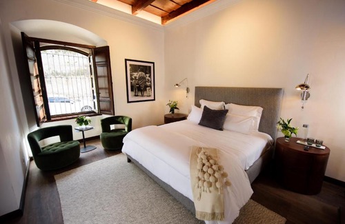 Antigua Guatemala Hotel | Villa Las Mil Flores
