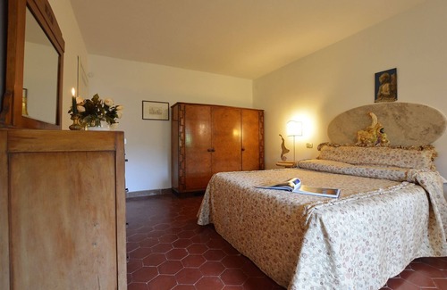 Monteverdi Marittimo Hotel | Villa le Querciolaie - double bedroom