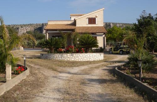 Custonaci Villa | Villa Lea