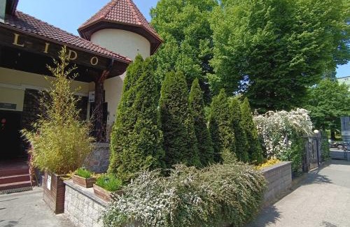 Siedlce Bed & Breakfast | Villa Lido