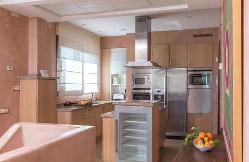 Benalup-Casas Vieja House | Villa Lila with Private Pool, Garden and Wi-Fi