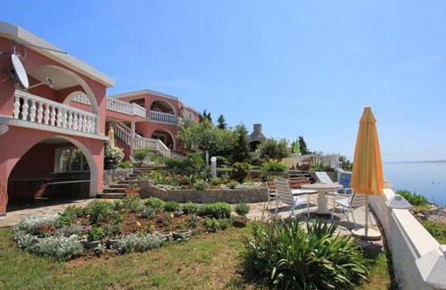 Cesarica Apartment | Villa Lilly 2