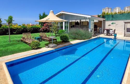 Kusadasi Villa | Villa Limon