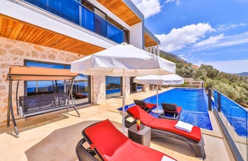 Kalkan Villa | Villa Loft Kalkan with Jacuzzi-Sauna and Heating Swimming pool