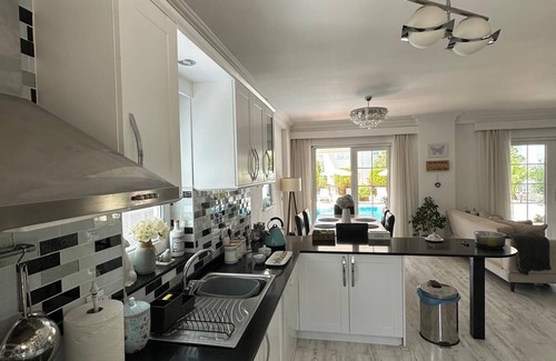 Oludeniz Villa | Villa London by Luxury Group with Private Swimming pool