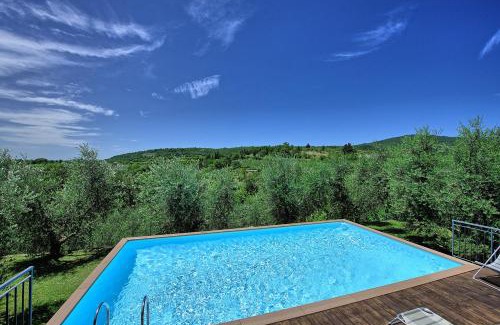 Pieve San Giovanni Villa | Villa Lorena by PosarelliVillas