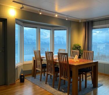 Lyngen House | Villa Lyngenfjord