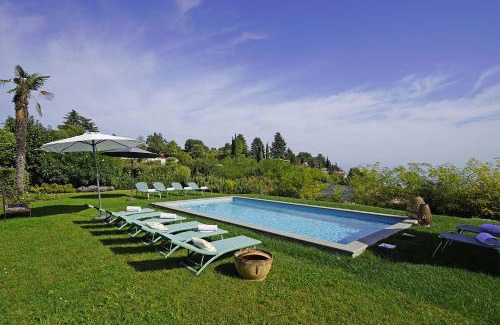 Monte Villa | Villa Madeleine