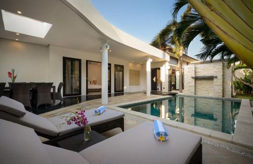 Seminyak Villa | Villa Maharani