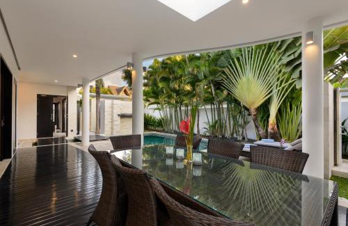Seminyak Villa | Villa Maharani
