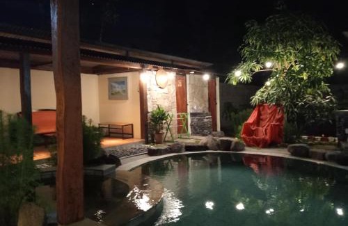 Candi Binangun Villa | Villa Malini