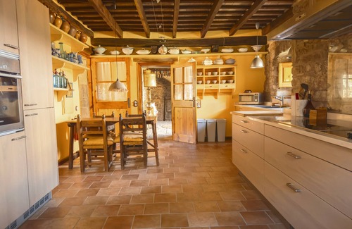 Granera Villa | Villa "Mas Girbau" with Mountain View, Private Terrace & Wi-Fi