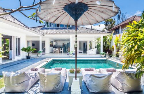 Sunset Road Villa | Villa Maviba